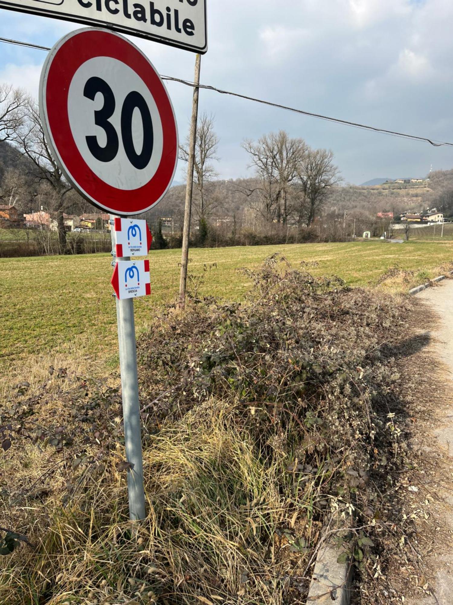 Anna Appartamento Vacanze Monticelli Brusati Экстерьер фото